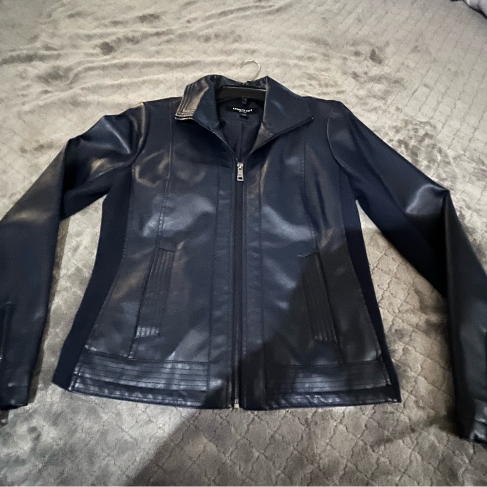 Kenneth Cole Black Leather Jacket Fitted Style